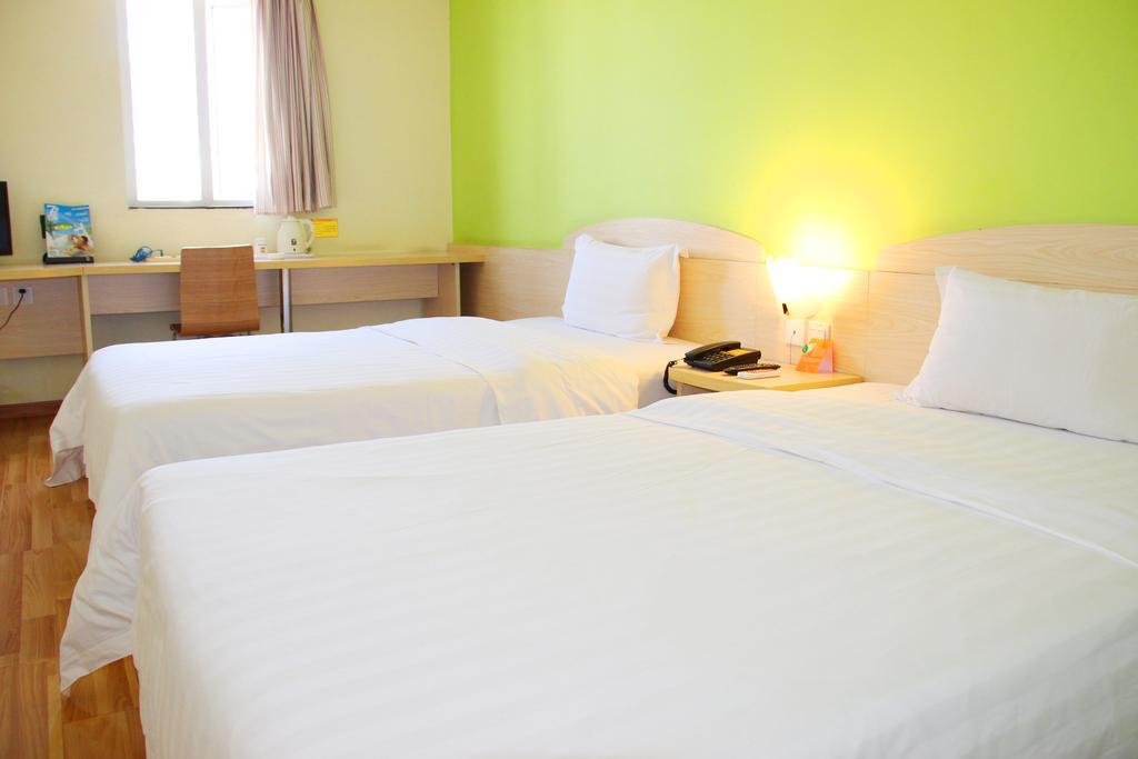 Отель 7Days Premium Guangzhou Tianhe Shipaiqiao Номер фото