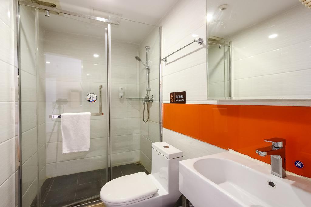 Отель 7Days Premium Guangzhou Tianhe Shipaiqiao Экстерьер фото